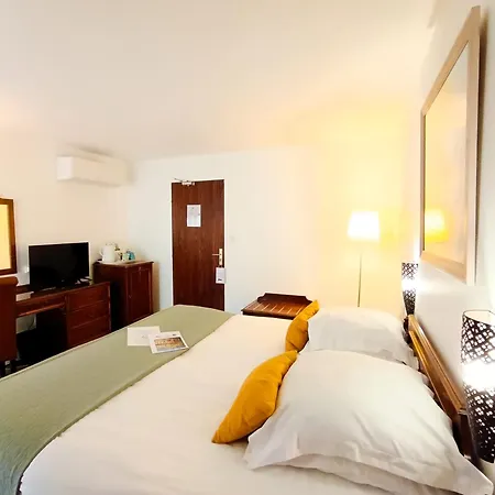 Des Tuileries Отель 3*