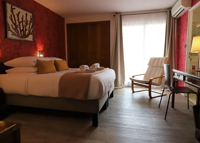 Des Tuileries Ним